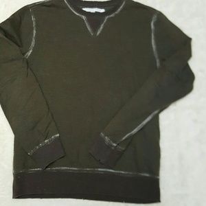 Distress  UO Sweatshirt